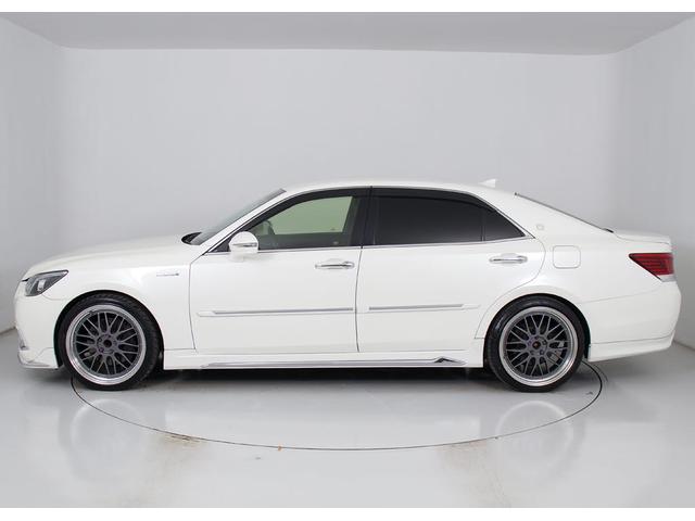 クラウンマジェスタ Fバージョン (禁煙車)(黒本革)(フルエアロ)(20インチアルミホイール)(プレミアムサウンド)(シートヒーター)(エアシート)(イージークローザー)(レーダークルーズ)(プリクラッシュ)(クリアランスソナー)(15枚目)