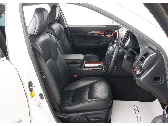 クラウンマジェスタ Fバージョン (禁煙車)(黒本革)(フルエアロ)(20インチアルミホイール)(プレミアムサウンド)(シートヒーター)(エアシート)(イージークローザー)(レーダークルーズ)(プリクラッシュ)(クリアランスソナー)(27枚目)