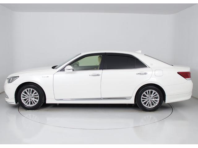 クラウンハイブリッド ロイヤルサルーンG (禁煙車)(後期型)(モデリスタフルエアロ)(本革)(後席VIP)(シートヒーター)(エアシート)(ステアリングヒーター)(レーダークルーズ)(衝突軽減)(クリアランスソナー)(BSM)(SDナビ)(14枚目)