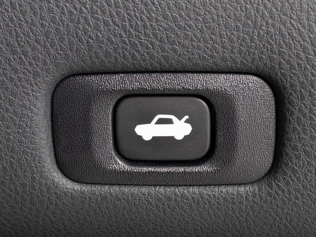 クラウンハイブリッド ロイヤルサルーンG (禁煙車)(後期型)(モデリスタフルエアロ)(本革)(後席VIP)(シートヒーター)(エアシート)(ステアリングヒーター)(レーダークルーズ)(衝突軽減)(クリアランスソナー)(BSM)(SDナビ)(41枚目)