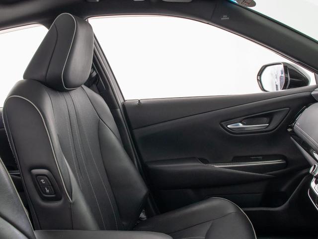 クラウンハイブリッド ＲＳアドバンス　（サンルーフ）（ワンオーナー）（パノラミックビュー）（黒本革）（シートヒーター）（エアシート）（セーフティセンス）（レーダークルーズ）（プリクラッシュ）（ＢＳＭ）（障害物センサー）（ＳＤマルチナビ）（26枚目）