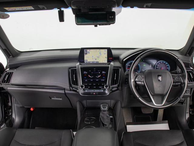 クラウンハイブリッド ＲＳアドバンス　（サンルーフ）（ワンオーナー）（パノラミックビュー）（黒本革）（シートヒーター）（エアシート）（セーフティセンス）（レーダークルーズ）（プリクラッシュ）（ＢＳＭ）（障害物センサー）（ＳＤマルチナビ）（28枚目）