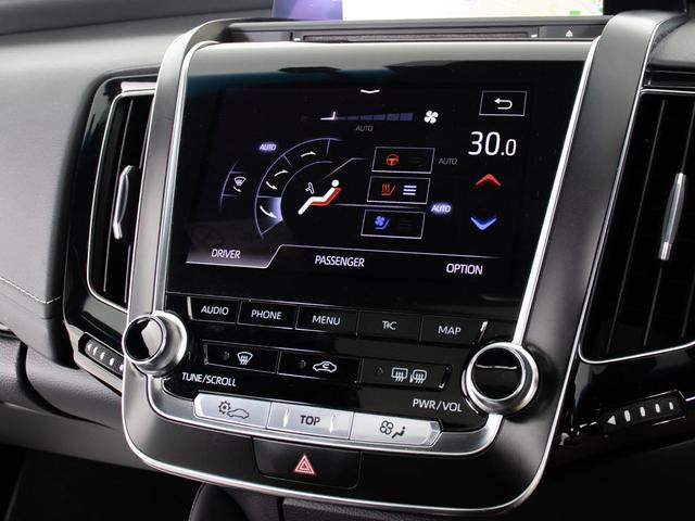 クラウンハイブリッド ＲＳアドバンス　（サンルーフ）（ワンオーナー）（パノラミックビュー）（黒本革）（シートヒーター）（エアシート）（セーフティセンス）（レーダークルーズ）（プリクラッシュ）（ＢＳＭ）（障害物センサー）（ＳＤマルチナビ）（33枚目）