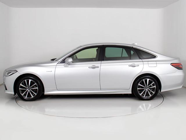 クラウンハイブリッド G (黒革)(全車速レーダー)(セーフティセンス)(禁煙車)(衝突軽減)(レーダークルーズ)(クリアランスソナー)(BSM)(LTA)(後席VIP)(冷暖房シート)(メーカー純正SDナビ)(バックカメラ)(15枚目)