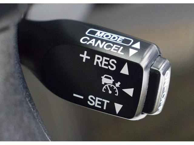 クラウンハイブリッド ロイヤルサルーンG (後期型)(フルエアロ)(後席コンフォート)(禁煙)(レーダークルーズ)(プリクラッシュ)(BSM)(障害物センサー)(踏み間違い防止機能)(LEDヘッドライト)(アダプティブハイビーム)(SDナビ)(8枚目)