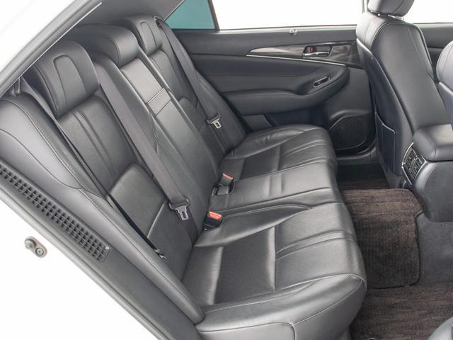 クラウンハイブリッド アスリートＧ　（黒本革）（エアシート）（オプション１８インチＡＷ）（Ｂｌｕｅｔｏｏｔｈオーディオ）（禁煙車）（シートヒーター）（シートメモリー）（オートクルーズ）（ＨＤＤマルチナビ）（バックモニター）（フルセグ）（27枚目）