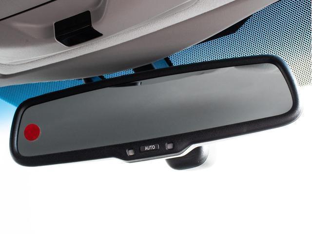 クラウンマジェスタ Ｆバージョン　オートサロン出展モデル（レクサスマンガンラスター）（黒本革シート）（フルエアロ）（新品２０インチアルミ＆タイヤ）衝突軽減ブレーキ　踏み間違い防止機能　レーダークルーズ　Ｂｌｕｅｔｏｏｔｈ対応　　ＢＳＭ（49枚目）