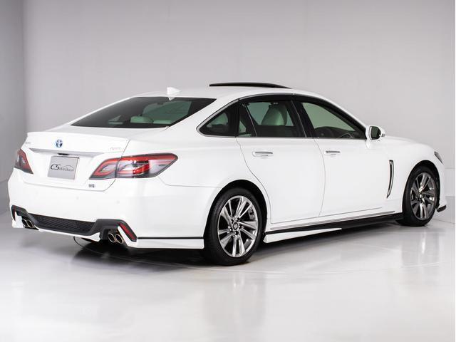 クラウンハイブリッド ＲＳアドバンス　リアモニター　後期型（サンルーフ）（禁煙車）（白本革シート）（パノラミックビューモニター）（デジタルインナーミラー）（フルエアロ）セーフティＰＫＧ＋　衝突軽減　踏み間違い防止　車線逸脱抑制ＬＴＡ（20枚目）