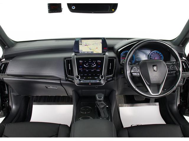 クラウンハイブリッド ＲＳアドバンス　（サンルーフ）（セーフティセンス）（黒革）（記録簿４枚）（フルエアロ）（衝突軽減）（踏み間違い防止機能）（ＬＴＡ）（レーダークルーズ）（アダプティブハイビーム）（シーケンシャルウィンカー）（ＳＤナビ）（31枚目）