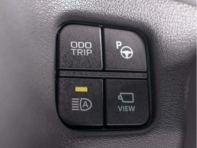 クラウンハイブリッド Ｇ－エグゼクティブ　（禁煙車）（黒本革シート）（パノラミックビューモニター）（デジタルインナーミラー）（トヨタセーフティパッケージプラス）衝突軽減ブレーキ　踏み間違い防止機能　車線逸脱抑制ＬＴＡ　レーダークルーズ（46枚目）