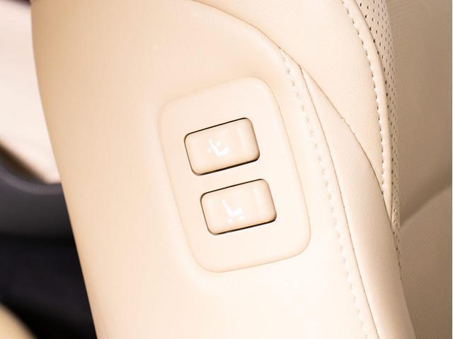 クラウンハイブリッド ロイヤルサルーン　（フラクセン本革シート）（パノラミックビューモニター）（フルエアロ）（衝突軽減ブレーキ）（踏み間違い防止機能）レーダークルーズ　Ｂｌｕｅｔｏｏｔｈ対応　レギュラーガソリン仕様　エアシート　ＨＤＤマルチ（35枚目）