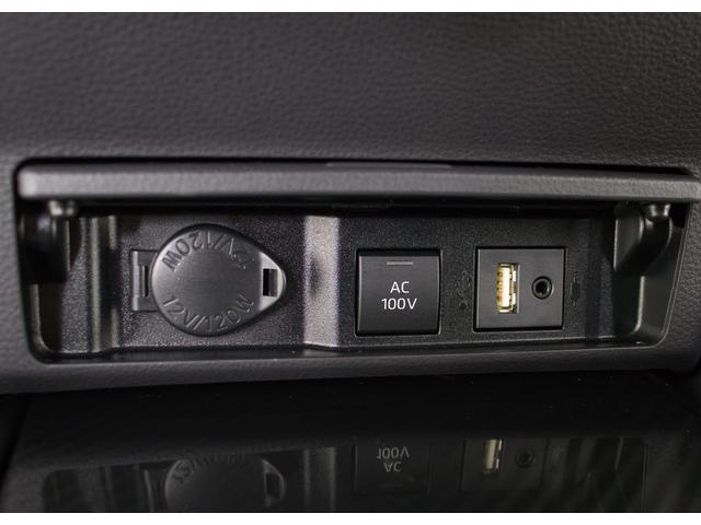 クラウンハイブリッド ＲＳアドバンス　（黒本革）（パノラミックビュー）（ＢＳＭ）（フルエアロ）（禁煙車）（シートヒーター）（エアシート）（セーフティセンス）（レーダークルーズ）（衝突軽減）（デジタルインナーミラー）（パーキングアシスト）（25枚目）