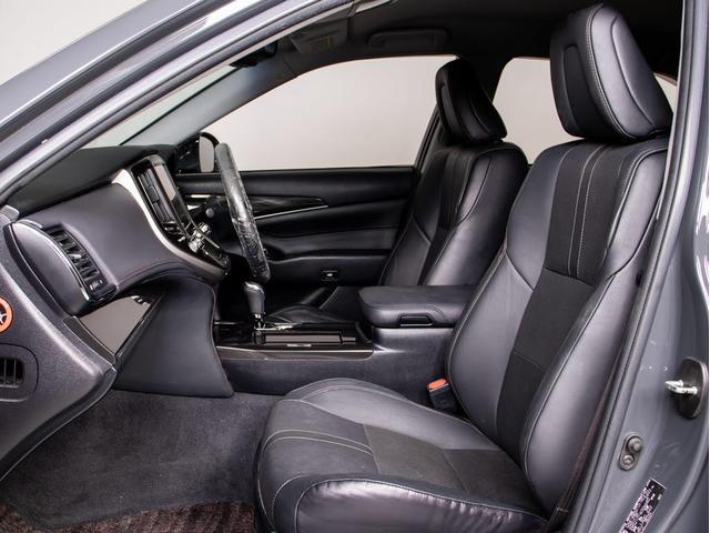 クラウンハイブリッド アスリートＧ　（オートサロン出展モデル）（ドラバイトグレーカスタム）（禁煙車）（黒本革シート）（新品２０インチアルミ）（新品タイヤ）（フルエアロ）クリアランスソナー　アダプティブハイビーム　Ｂｌｕｅｔｏｏｔｈ対応（30枚目）