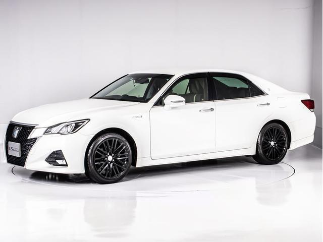 クラウンハイブリッド アスリートＳ　Ｊ－フロンティア　後期型（禁煙車）（純正１８インチアルミ）（専用ハーフレザー）（セーフティセンス）衝突軽減ブレーキ　踏み間違い防止機能　車線逸脱抑制ＬＤＡ　レーダークルーズ　オートマチックハイビーム　専用内外装（10枚目）