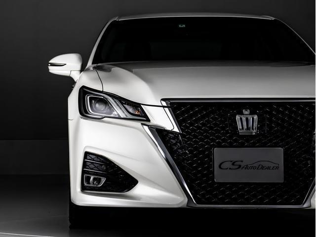 クラウンハイブリッド アスリートＳ　Ｊ－フロンティア　後期型（禁煙車）（純正１８インチアルミ）（専用ハーフレザー）（セーフティセンス）衝突軽減ブレーキ　踏み間違い防止機能　車線逸脱抑制ＬＤＡ　レーダークルーズ　オートマチックハイビーム　専用内外装（22枚目）