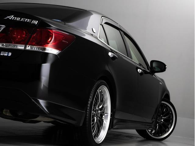 クラウンハイブリッド アスリートＳ　（特注フォーブレザーシート）（新品２０インチアルミホイール）（新品タイヤ）（フルエアロ）（点検記録簿８枚）Ｂｌｕｅｔｏｏｔｈ対応　レギュラーガソリン仕様　シート＆ステアリングヒーター　ＨＤＤマルチナビ（24枚目）