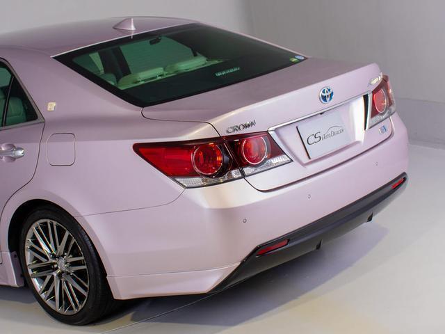クラウンハイブリッド アスリートＧ　後期型「仄ローズメタリックオパール」（禁煙車）（白本革シート）（オプション１８インチＡＷ）（衝突軽減ブレーキ）（踏み間違い防止機能）（フルエアロ）レーダークルーズ　記録簿９枚　Ｂｌｕｅｔｏｏｔｈ（24枚目）