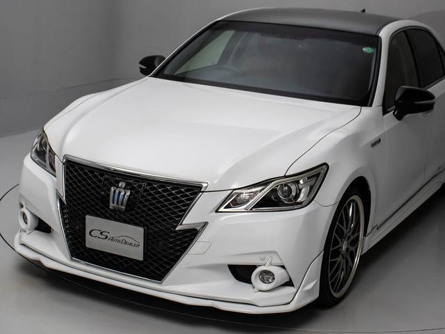 クラウンハイブリッド アスリートＳ　オートサロン出展モデル（禁煙車）（特注フォーブレザーシート）（２０インチアルミ）（フルエアロ）（レクサスパール＆ルーフブラックカスタム）衝突軽減ブレーキ　踏み間違い防止機能　　Ｂｌｕｅｔｏｏｔｈ対応（27枚目）
