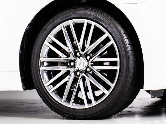 クラウンハイブリッド アスリートＧ　（サンルーフ）（黒本革シート）（オプション１８インチアルミ）（クリアランスソナー）エアシート＆シートヒーター　アダプティブハイビーム　Ｂｌｕｔｏｏｔｈ　レギュラーガソリン仕様　シートメモリー　ＨＤＤ（7枚目）