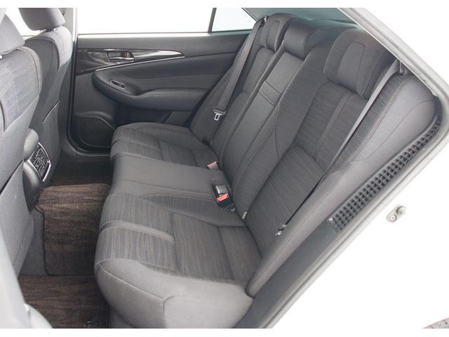 クラウンハイブリッド アスリートＳ　（禁煙車）（１８インチＡＷ）（記録簿１１枚）（ＨＤＤマルチナビ）（オートクルーズコントロール）（ＨＩＤライト）（シートヒーター）（パワーシート）（バックモニター）（Ｂｌｕｅｔｏｏｔｈ）（ＤＶＤ再生）（28枚目）