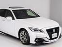 クラウンハイブリッド ＲＳアドバンス　後期型（サンルーフ）（ＴＲＤエアロ）（パノラミックビューモニター）（黒本革シート）セーフティセンス　衝突軽減ブレーキ　踏み間違い防止機能　車線逸脱抑制ＬＴＡ　レーダークルーズ　デジタルインナーミラー（6枚目）