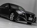 クラウンハイブリッド ＲＳアドバンス　（黒本革シート）（トヨタセーフティパッケージ）シーケンシャルウィンカー　衝突軽減ブレーキ　踏み間違い防止機能　レーダークルーズ　車線逸脱抑制ＬＴＡ　ヘッドアップディスプレイ　４本出しマフラー　ＳＤナビ（5枚目）
