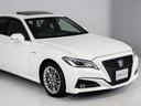 クラウンハイブリッド Ｓ　Ｃパッケージ　（禁煙車）（サンルーフ）（黒本革シート）（パノラミックビューモニタ）（オプション１８インチアルミ）（セーフティセンス）衝突軽減ブレーキ　踏み間違い防止機能　車線逸脱抑制機能ＬＴＡ　オートハイビーム（7枚目）