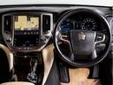 ロイヤルサルーンG 後期(禁煙車)(フラクセン本革シート)(トヨタセーフティセンス)(リヤコンフォートパッケージ)衝突軽減ブレーキ 車線逸脱抑制LDA レーダークルーズ BSM アダプティブハイビーム Bluetooth(34枚目)