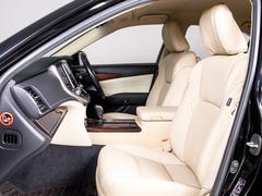 オーナー様の付いていない人気の本革シート！気になるスレやシワなど御座いません！本革シートのカラー変更や張替えも出来ます！ 5