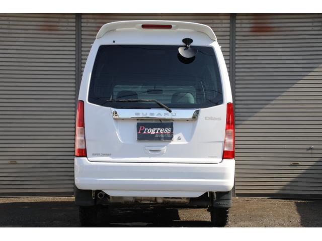 サンバーバン ディアス　最終型　４気筒エンジン　５速マニュアル　４ＷＤ　スーパーチャージャー　リフトアップ（3枚目）