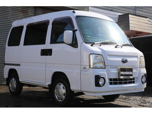 サンバーバン ディアス　最終型　４気筒エンジン　５速マニュアル　４ＷＤ　スーパーチャージャー　リフトアップ（6枚目）