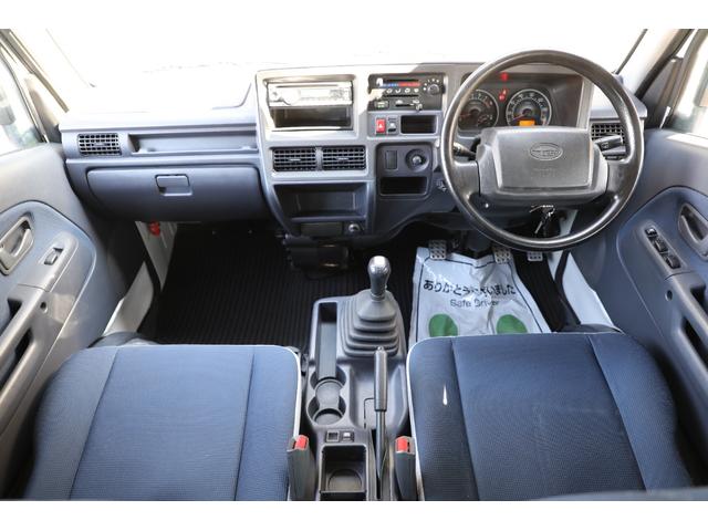 サンバーバン ディアス　最終型　４気筒エンジン　５速マニュアル　４ＷＤ　スーパーチャージャー　リフトアップ（10枚目）