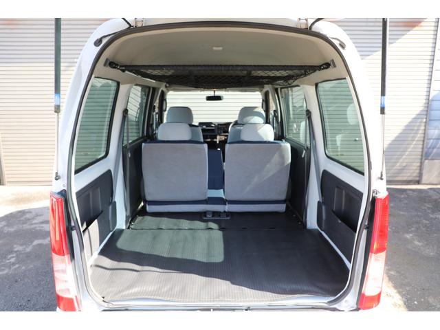 サンバーバン ディアス　最終型　４気筒エンジン　５速マニュアル　４ＷＤ　スーパーチャージャー　リフトアップ（17枚目）