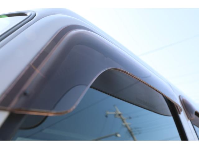 サンバーバン ディアス　最終型　４気筒エンジン　５速マニュアル　４ＷＤ　スーパーチャージャー　リフトアップ（23枚目）