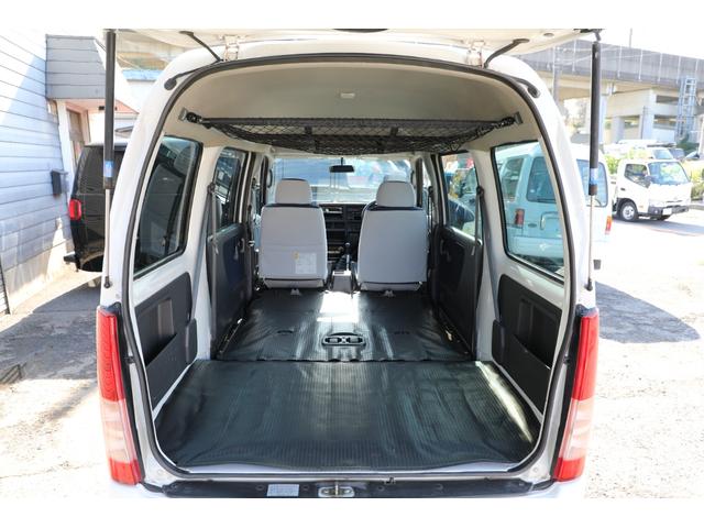 サンバーバン ディアス　最終型　４気筒エンジン　５速マニュアル　４ＷＤ　スーパーチャージャー　リフトアップ（40枚目）