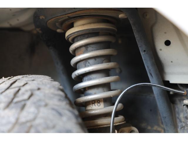 サンバーバン ディアス　最終型　４気筒エンジン　５速マニュアル　４ＷＤ　スーパーチャージャー　リフトアップ（48枚目）