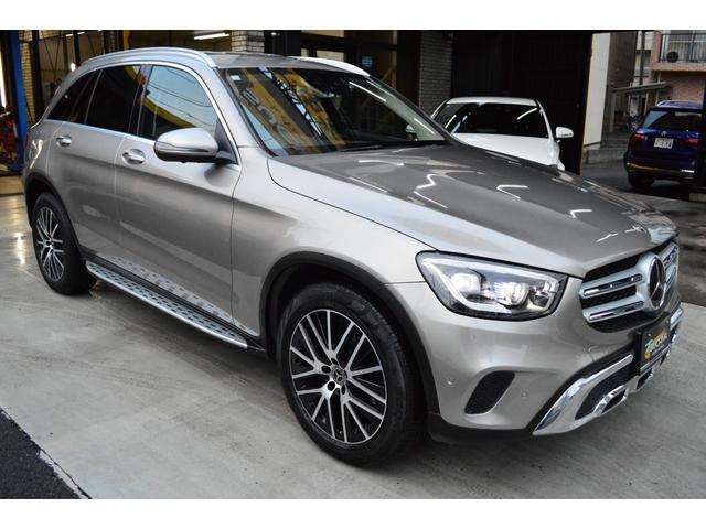 ＧＬＣ ＧＬＣ３００　４マチック　ベージュ本革シート　全方位カメラ　ブルメスターサウンド　シートベンチレーション　シートヒーター　パフュームアトマイザー　ヘッドアップディスプレイ　レーダーセーフティ（4枚目）