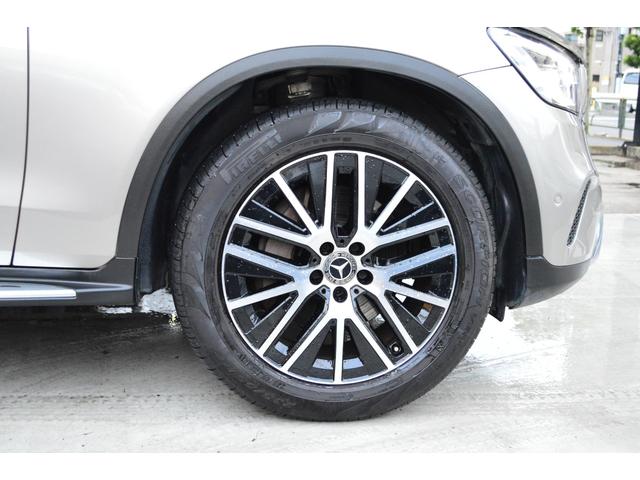 ＧＬＣ ＧＬＣ３００　４マチック　ベージュ本革シート　全方位カメラ　ブルメスターサウンド　シートベンチレーション　シートヒーター　パフュームアトマイザー　ヘッドアップディスプレイ　レーダーセーフティ（11枚目）