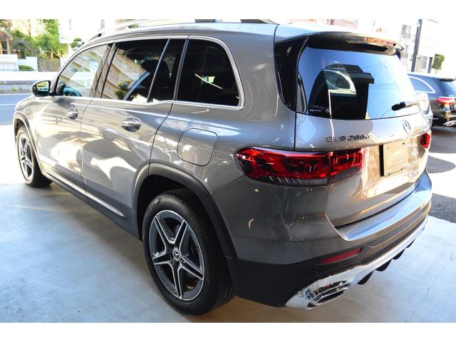 GLB GLB200d 4マチック AMGライン 黒ハーフレザーシート 全方位カメラ レーダーセーフティ アンビエントライト シートヒーター 電動リヤゲート 純正ナビ&TV ETC2.0(7枚目)