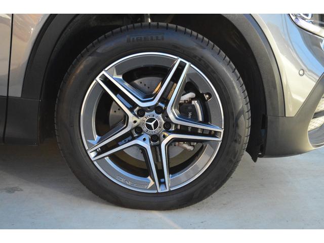 GLB GLB200d 4マチック AMGライン 黒ハーフレザーシート 全方位カメラ レーダーセーフティ アンビエントライト シートヒーター 電動リヤゲート 純正ナビ&TV ETC2.0(11枚目)