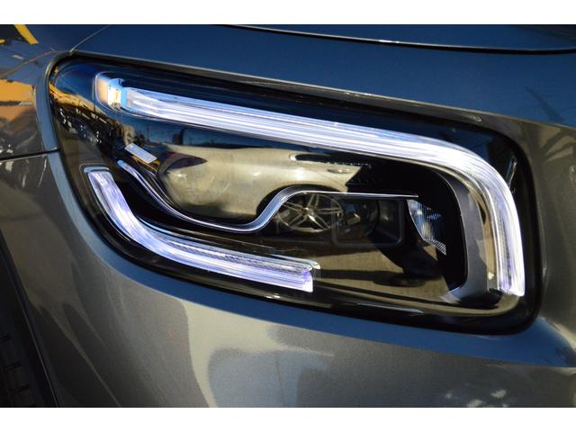 GLB GLB200d 4マチック AMGライン 黒ハーフレザーシート 全方位カメラ レーダーセーフティ アンビエントライト シートヒーター 電動リヤゲート 純正ナビ&TV ETC2.0(13枚目)