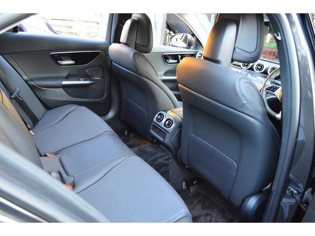 Ｃクラス Ｃ２００アバンギャルド　黒ハーフレザーシート　全方位カメラ　レーダーセーフティ　パワーシート　シートヒーター　ヘッドアップディスプレイ　フットトランクオープナー　電動リヤトランク　前後ドラレコ（16枚目）