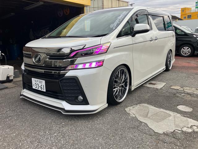 ヴェルファイア ２．５Ｚ　Ｇエディション　Ｋスペックエアロ　車高調　ＷＯＲＫ２０インチアルミ新品　社外マフラー　テール後期仕様　ライト加工（6枚目）