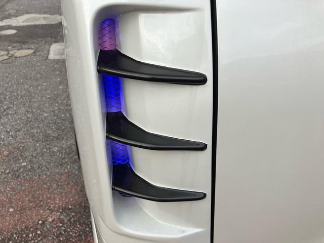 ヴェルファイア ２．５Ｚ　Ｇエディション　Ｋスペックエアロ　車高調　ＷＯＲＫ２０インチアルミ新品　社外マフラー　テール後期仕様　ライト加工（14枚目）