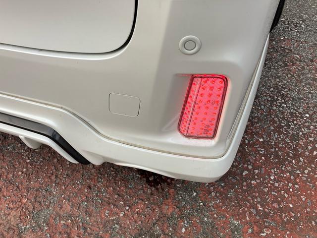 ヴェルファイア ２．５Ｚ　Ｇエディション　Ｋスペックエアロ　車高調　ＷＯＲＫ２０インチアルミ新品　社外マフラー　テール後期仕様　ライト加工（18枚目）