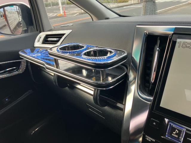 ヴェルファイア ２．５Ｚ　Ｇエディション　Ｋスペックエアロ　車高調　ＷＯＲＫ２０インチアルミ新品　社外マフラー　テール後期仕様　ライト加工（33枚目）