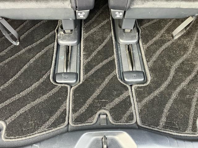 ヴェルファイア ２．５Ｚ　Ｇエディション　Ｋスペックエアロ　車高調　ＷＯＲＫ２０インチアルミ新品　社外マフラー　テール後期仕様　ライト加工（56枚目）