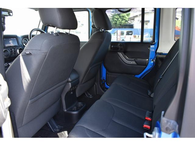 スポーツ　ＴｒｉｐＴｏｐカスタムＰＫＧ　１オーナー　禁煙車　ナビＤＴＶ　Ｂカメラ　ＥＴＣ　ドラレコ　リフトアップ　新品タイヤホイールセット　専用マットＢＫポップアップルーフ(18枚目)