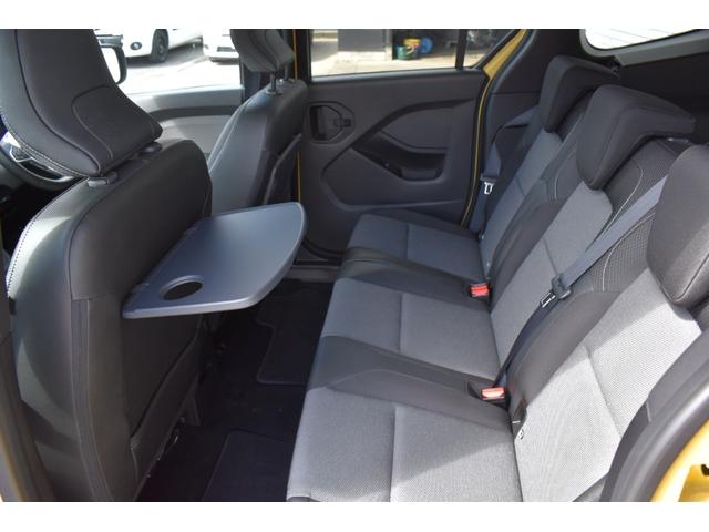 カングー クレアティフ　１．５Ｌ　ディーゼルターボ　１オーナー　禁煙車　カングーベッドキット　アイボリーホイール　ＢＫルーフバー　ＬＥＤヘッドランプ　バックカメラ　ＥＴＣ（23枚目）