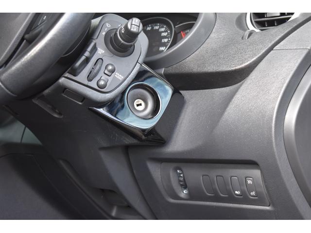 カングー ゼン　シャノワールカスタマイズ　ＳＤナビ　フルセグＴＶ　Ｂカメラ　ドライブレコーダー　ＢＫマルチルーフレール　ＯＺホイール　サイドバイザー　ＦＲＰコラムカバー　ＥＴＣ（22枚目）
